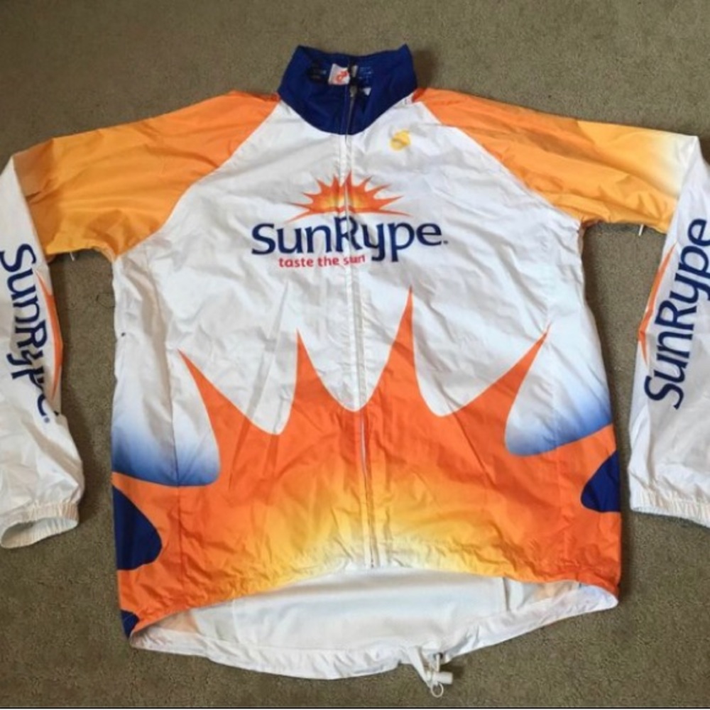 Women’s Cycling Windbreaker - Medium